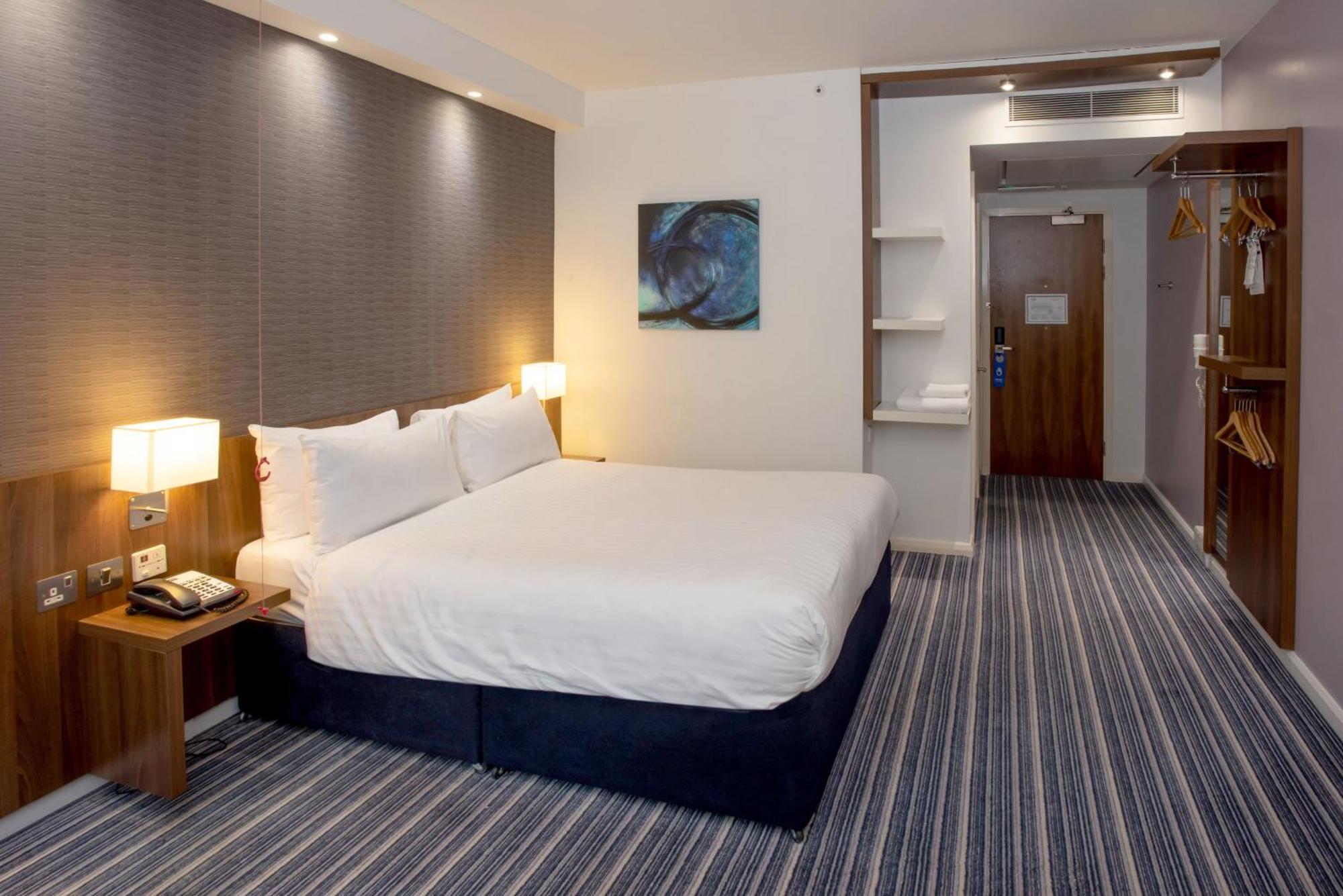 Express Centre Arena By Ihg Hotel